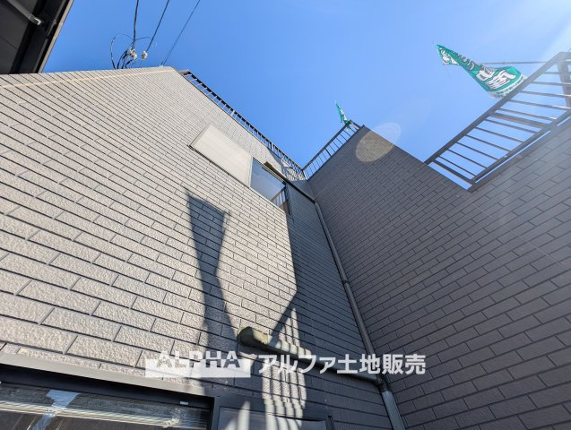 あきる野市小川の中古一戸建の外観|【cozy room】
◆必要なもの、好きなもの◆しかないから安らげる。そんな部屋にしていく自分なりのデザインに。使いやすい部屋の形、大きい窓色々な用途が実現できる。