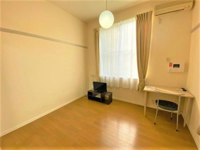 【居間・リビング】 | レオパレスチェリー