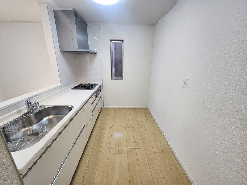 小牧市新町１丁目　中古戸建のキッチン|お料理しやすいキッチンです