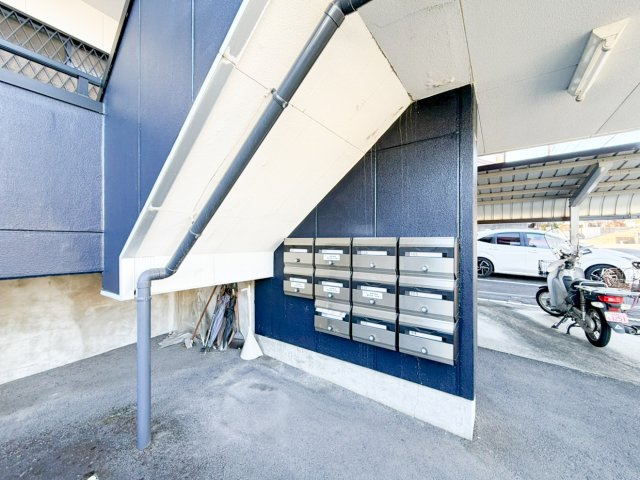 クレシア大高台のロビー|落ち着いたロビーです