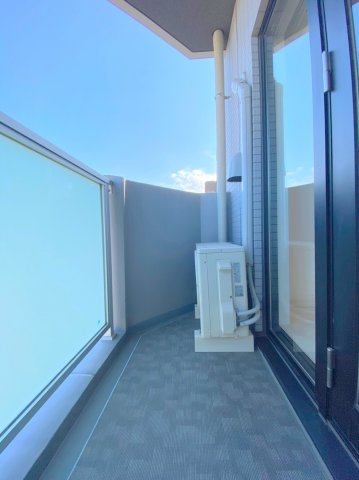 【バルコニー】