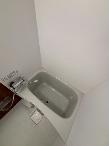 ジオエント福島野田の浴室