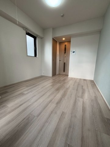 ジオエント福島野田の洋室