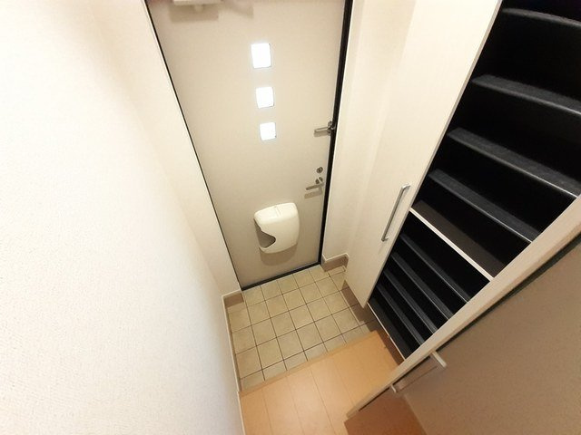 フィオーレⅡの玄関