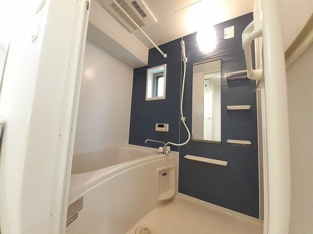 フィオーレⅡの浴室