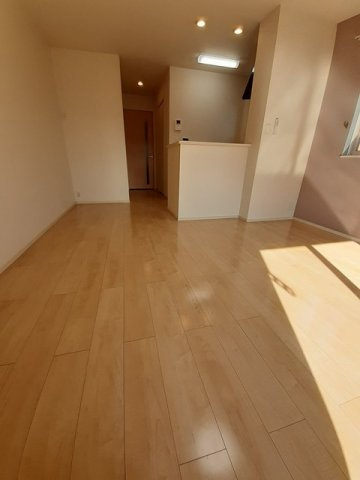 ＢＲＩＳＥ　ＯＧＡＷＡの内装