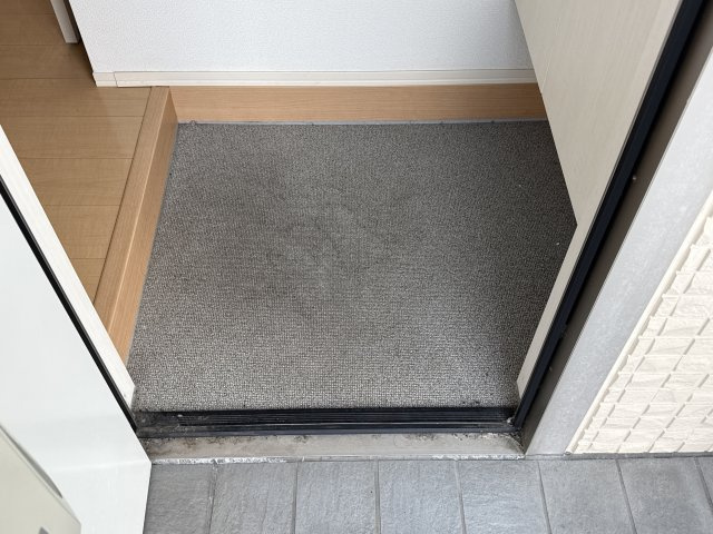 プリムールコートの玄関