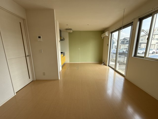 プリムールコートの居間・リビング