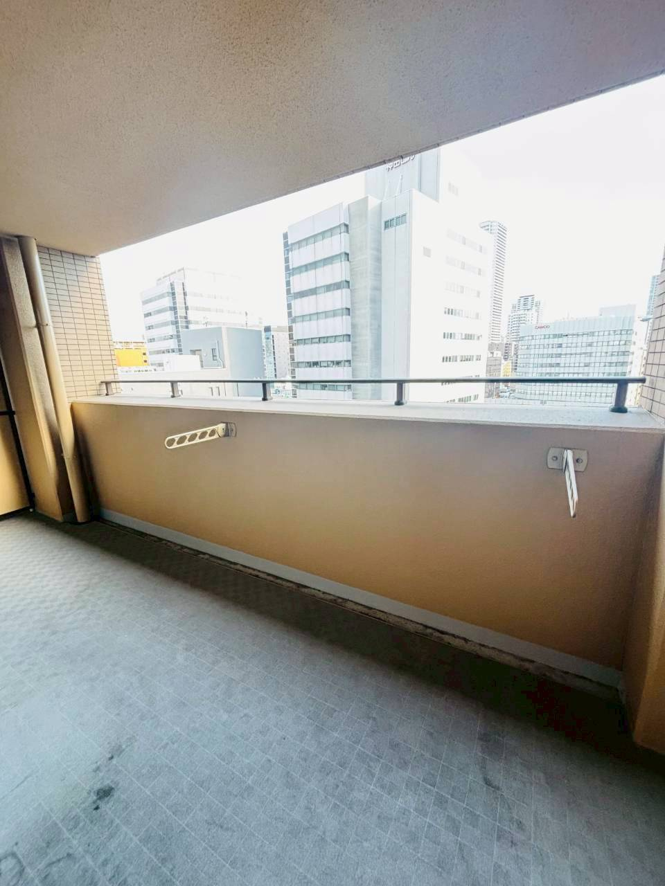 ローレルコート西本町のバルコニー