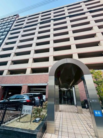 ローレルコート西本町のエントランス