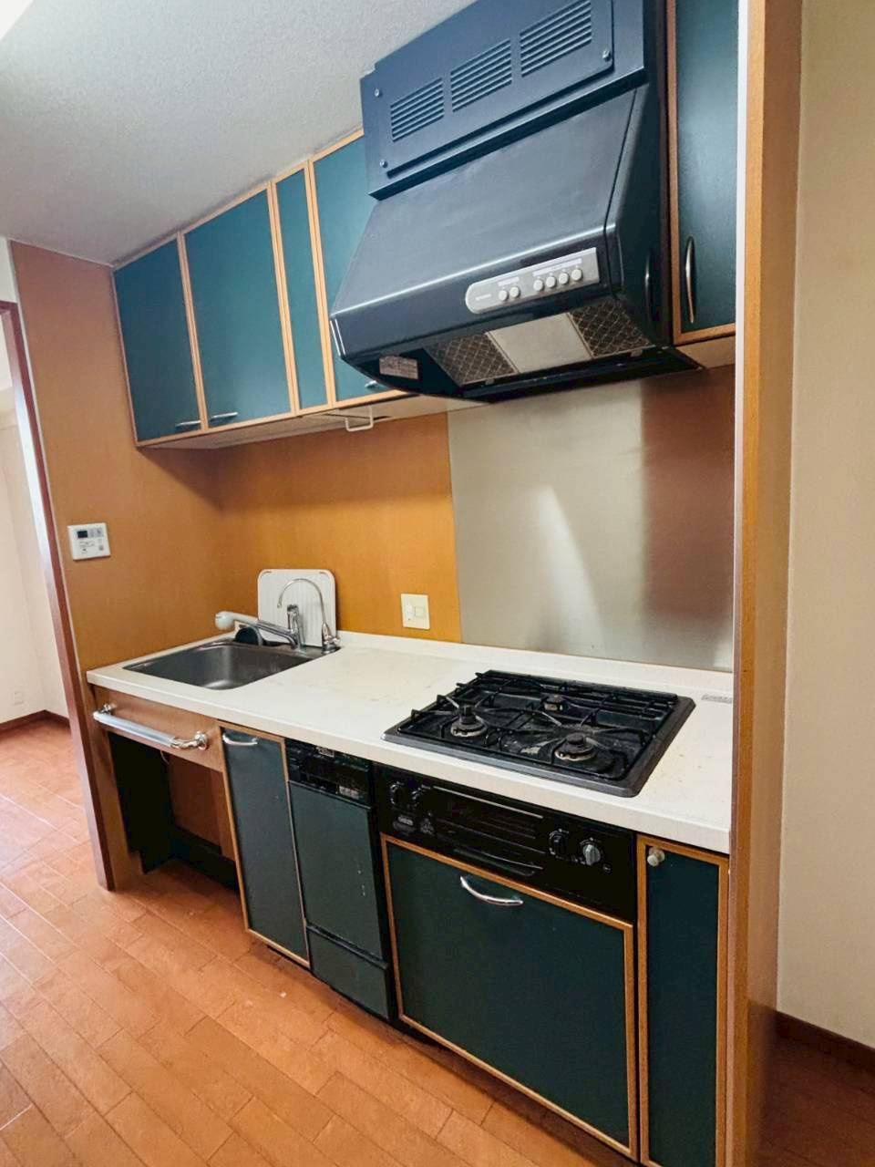 ローレルコート西本町のキッチン