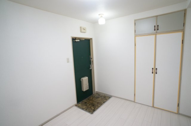 アートハウスならの居間・リビング