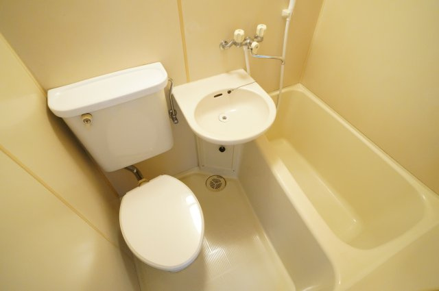 アートハウスならの浴室