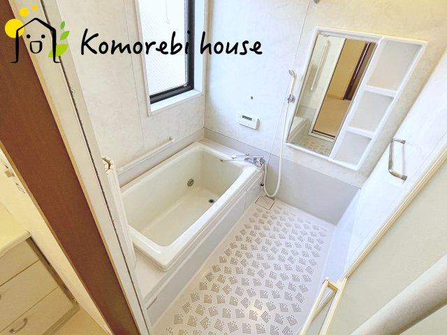 鴻巣市宮地　中古戸建の浴室|お風呂です