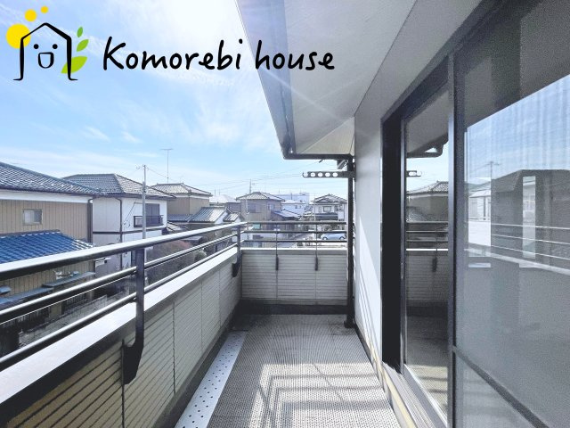 鴻巣市宮地　中古戸建のバルコニー|バルコニーからの眺めを楽しみながら食事をしませんか