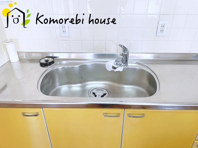 鴻巣市宮地　中古戸建のキッチン|キッチンでお料理をお楽しみください