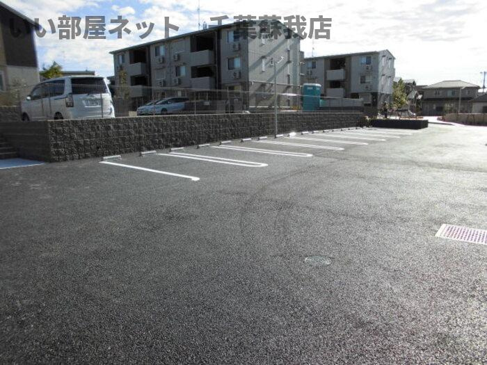 PARK　HILLS　MIYAKO　Ｇの駐車場|カースペースがあります