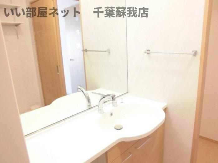 PARK　HILLS　MIYAKO　Ｇの洗面所|コンパクトで使いやすい洗面所