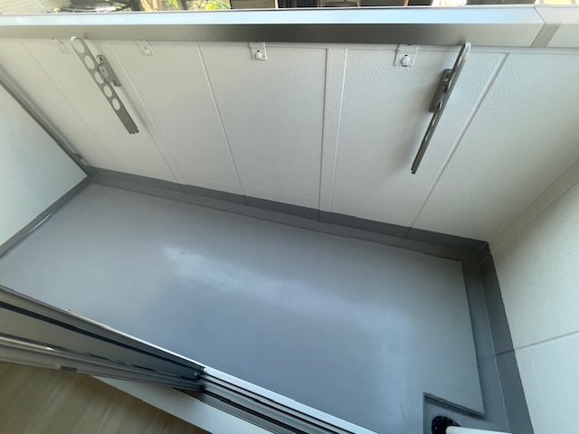 【バルコニー】