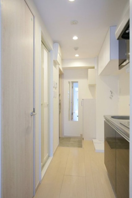 【玄関】 | マーベラス鶯谷