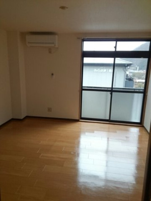 【内装】 | プリマヴェーラ | 内装です