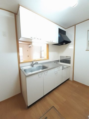 【キッチン】 | ルナ・サプリームＢ | お料理しやすいキッチンです