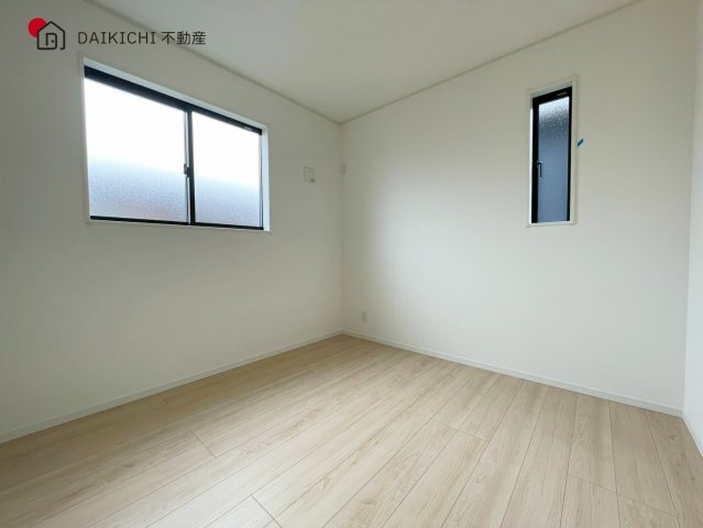 【洋室】 | 鴻巣市鴻巣第1　CRADLE GARDEN　新築戸建　全3棟　2号棟