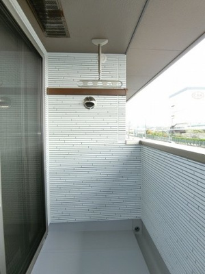 【バルコニー】 | ミディ　リヴィエール | 広々としたバルコニーです