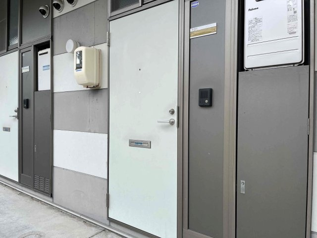 【玄関】 | レオパレスｃｉｅｌ（シェル） | シンプルで使いやすい玄関です