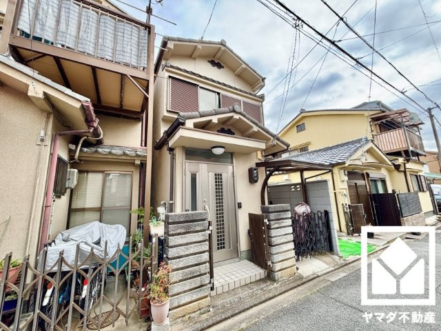 伏見区深草ヲカヤ町の外観