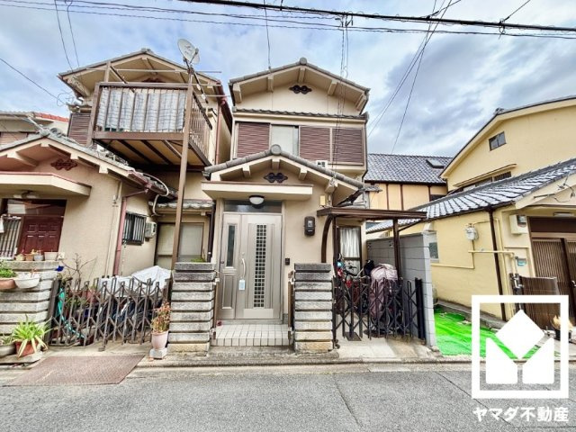 伏見区深草ヲカヤ町の外観