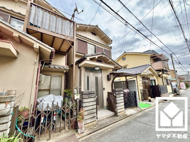 伏見区深草ヲカヤ町の外観