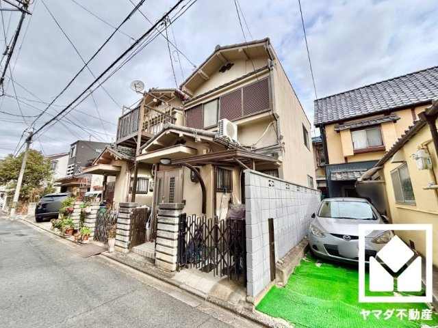 伏見区深草ヲカヤ町の外観