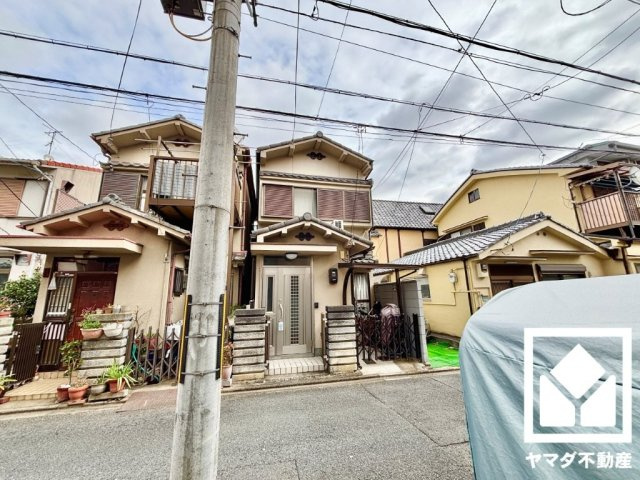 伏見区深草ヲカヤ町の外観