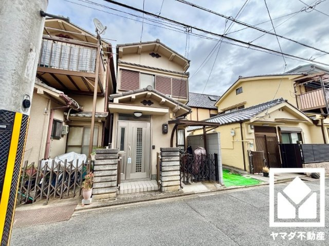 伏見区深草ヲカヤ町の外観