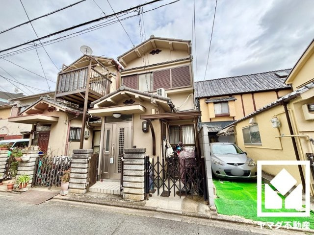 伏見区深草ヲカヤ町の外観