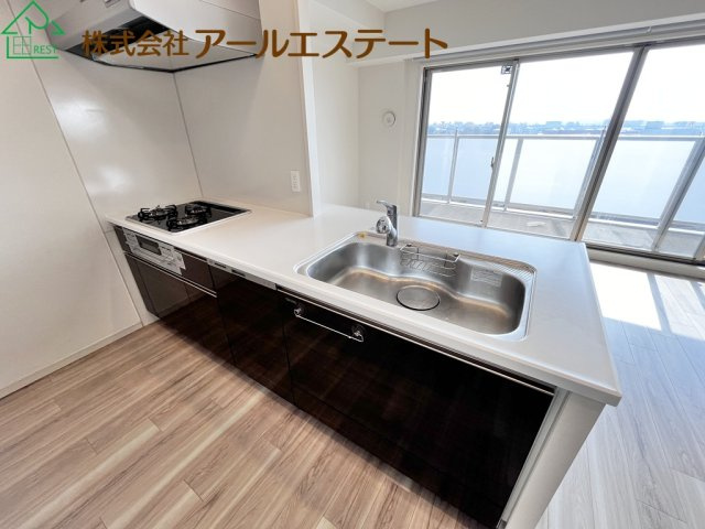 プレサンスロジェ姫路Ⅱ　　山陽電鉄「手柄駅」徒歩5分のキッチン