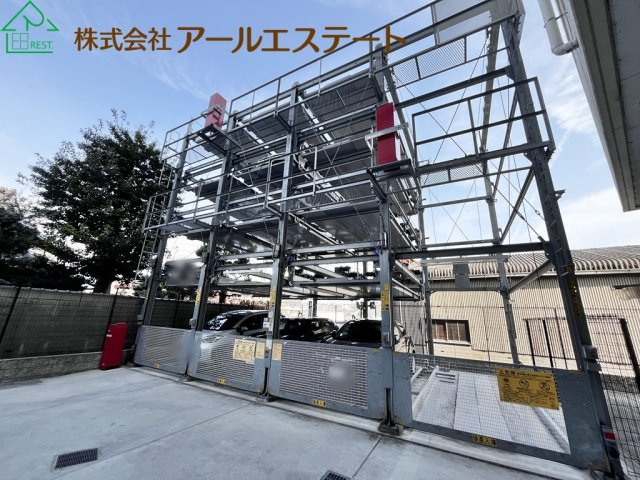 プレサンスロジェ姫路Ⅱ　　山陽電鉄「手柄駅」徒歩5分の駐車場