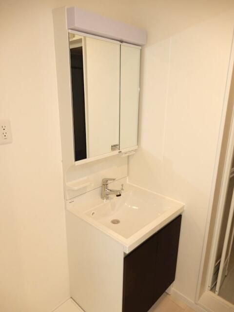 NSGATE西大島westの洗面所