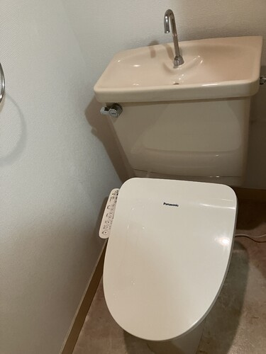 【トイレ】 | ライオンズマンション戸塚５ | コンパクトで使いやすいトイレです