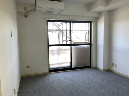 【寝室】 | ライオンズマンション戸塚５ | 使い勝手のいい寝室です