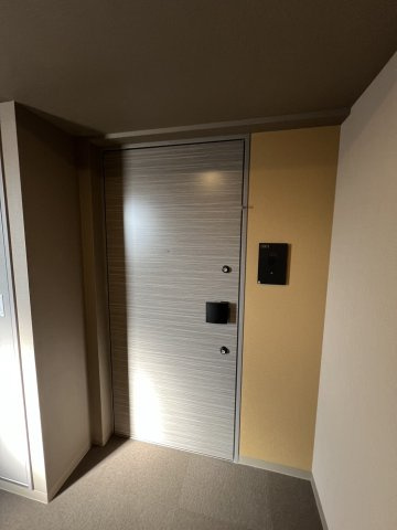 玄関の外側です！