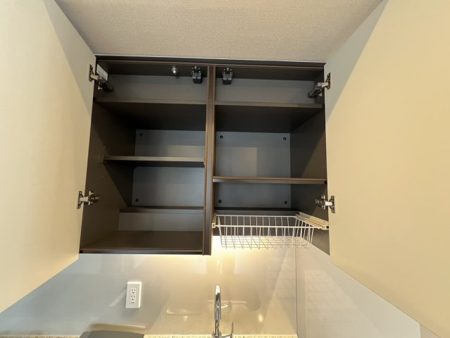 シンク上にも収納があって便利です！