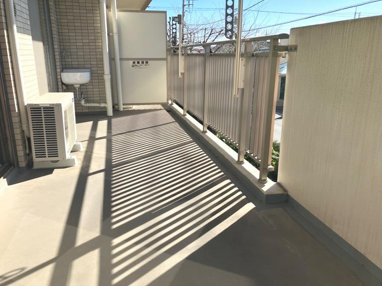 プレイシアのバルコニー