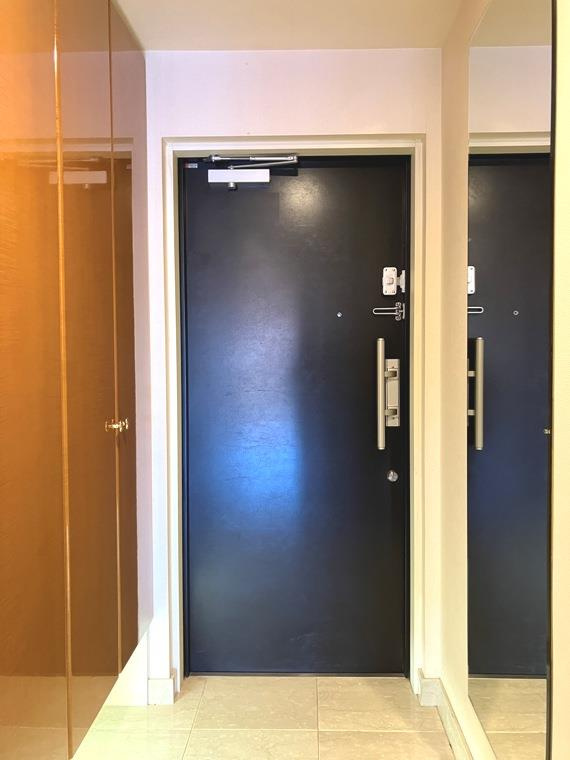 プレイシアの玄関