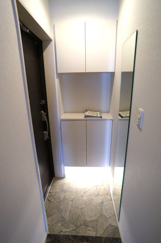 ラ・フォルム宝塚湯本町の玄関