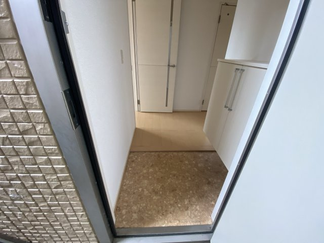 プリンシプル　Ⅲ棟の玄関