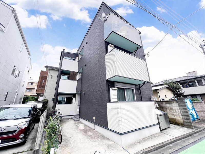 クレインハイツ大宮(クレインハイツオオミヤ)の外観