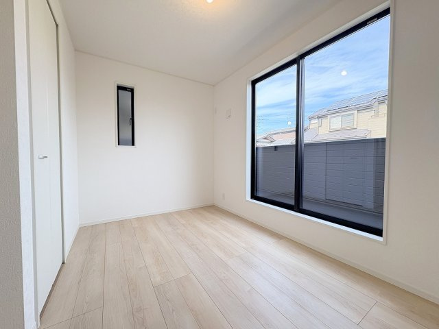 三郷市天神1丁目　新築戸建　全1棟の洋室|同施工会社の参考写真になります。