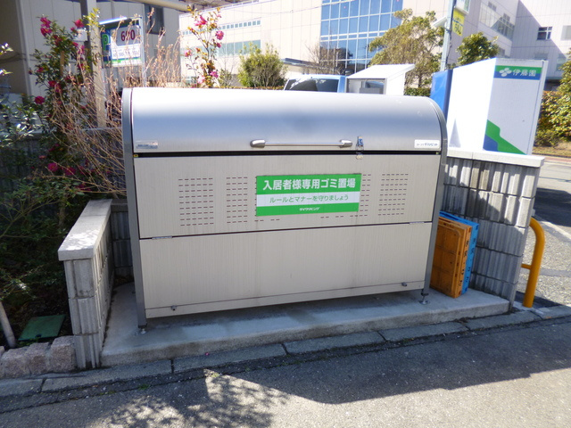 Ｃａｓａ　ＦｅｌｉｃｅⅠのその他共用部分|ゴミストッカーです☆